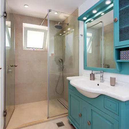 Villa Thea Estate Kellia