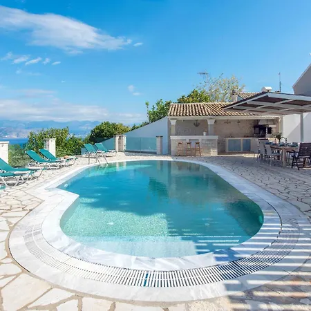 Thea Estate Villa Kellia