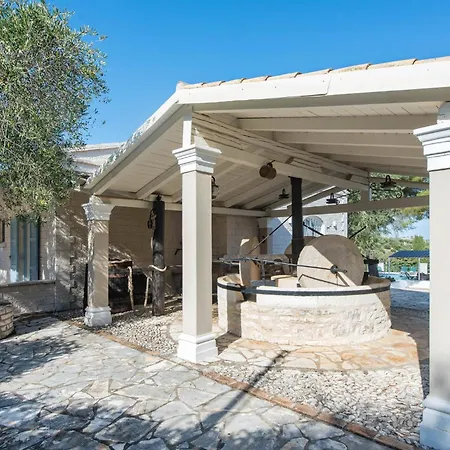 Villa Thea Estate Kellia